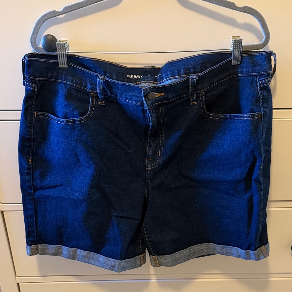 Mid-Rise Dark Blue Denim Shorts
